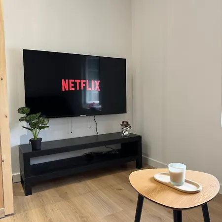 Appartement Les Perles De -studio Centre Climatiseur Wifi Parking Gratuit *