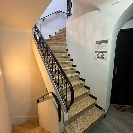 Les Perles De Limoux -Studio Centre Wifi Parking Gratuit Apartment *