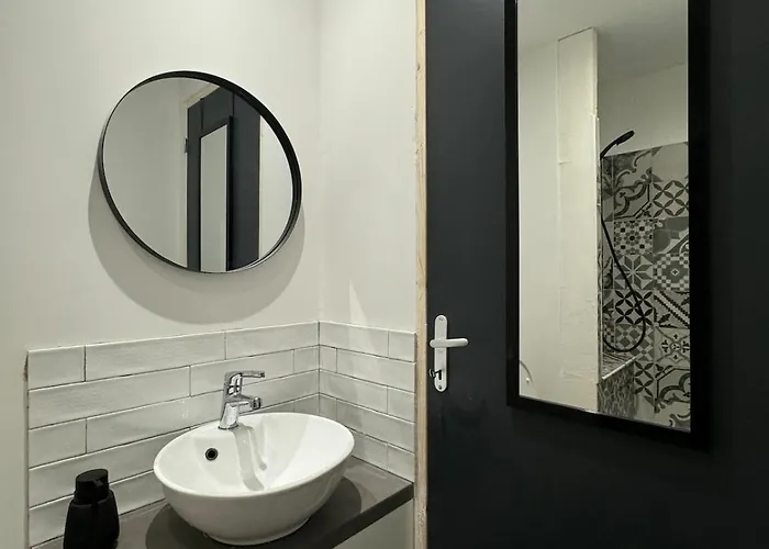 Διαμέρισμα La Perle Du Centre - *